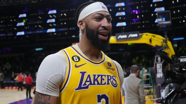 Anthony Davis of the Los Angeles Lakers